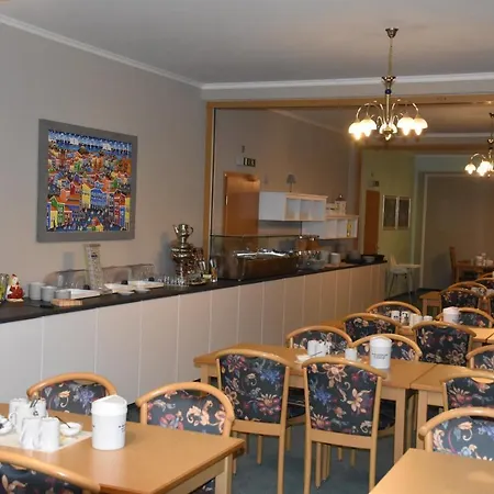 Hotel Zum Gesundbrunnen 3*