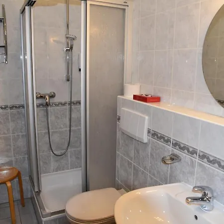 Zum Gesundbrunnen 3* Bad Zwischenahn